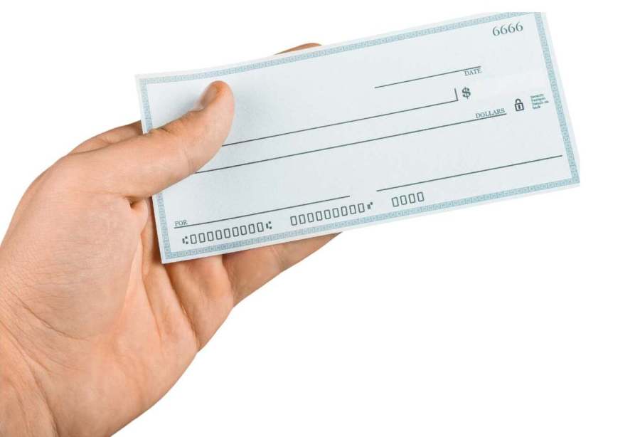 Comment déposer un chèque à la banque ? Étapes simplifiées pour un dépôt sécurisé