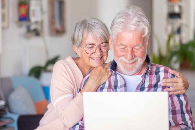 Pourquoi les retraités devraient envisager une garantie loyers impayés : Sécurité et stabilité pour propriétaires et locataires