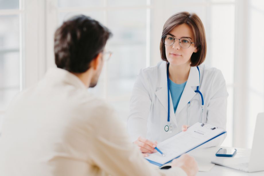 Que fait un médecin généraliste ?