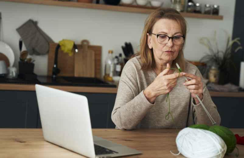 Chômage senior : avez-vous droit à une dispense de recherche d’emploi ?
