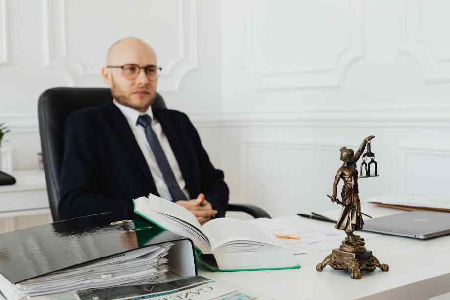 Pourquoi consulter un avocat du droit du travail ?