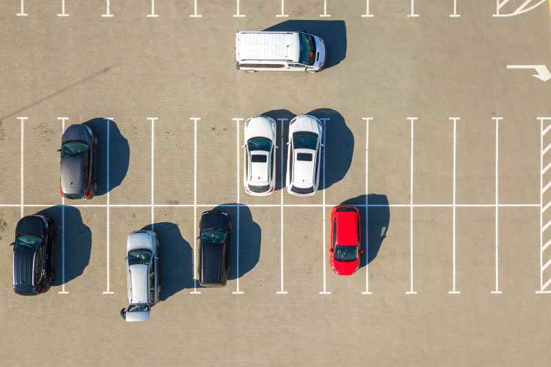 Dimensions d’une place de parking en entreprise : quelle taille prévoir CDG973 Business
